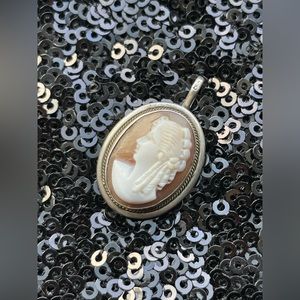 Victorian era real cameo pendant